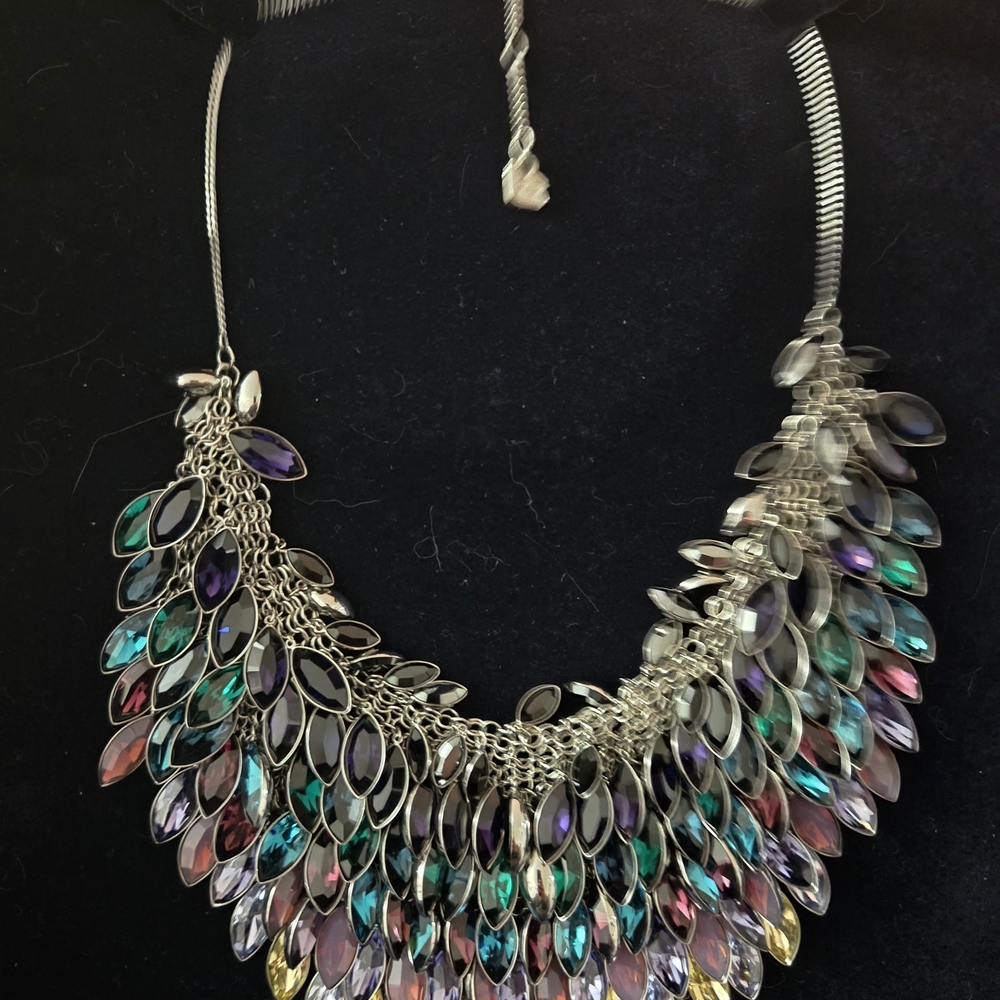 Multicolor Statement Necklace - Picture 3 of 3